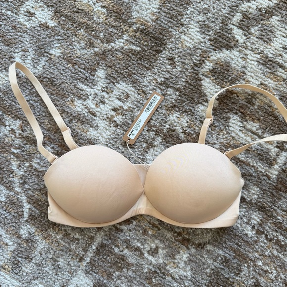 NWT SKIMS ULTIMATE COLLECTION PUSH UP STRAPLESS BRA - Picture 1 of 3